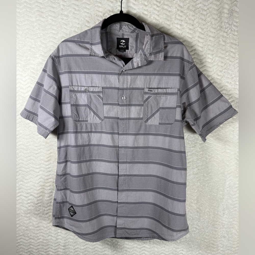 Split Men's Button Down Gray Striped Casual Shirt. Size Large